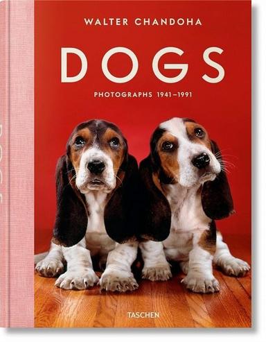 Coberta de «Dogs Photographs 1941–1991 Walter Chandoha»