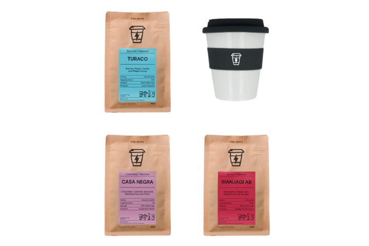 regal de pack de cafes