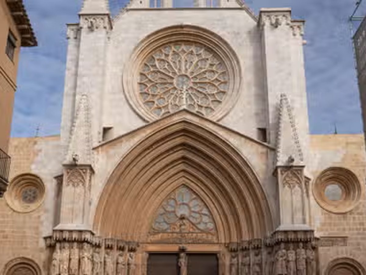 Entrada a la catedral de Tarragona
