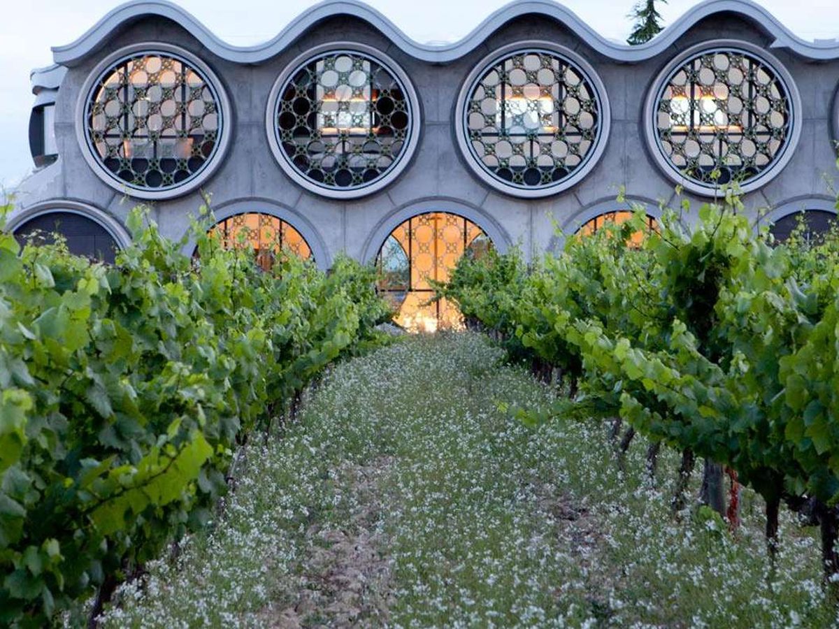 Visita a la celler Heretat Mastinell amb tast i dinar