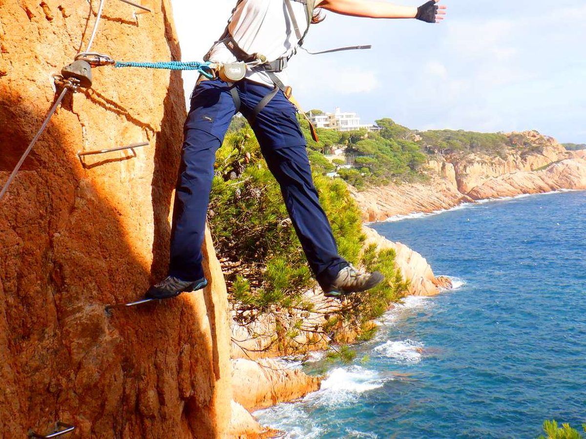 Escalada en la via ferrata Cala del Molí